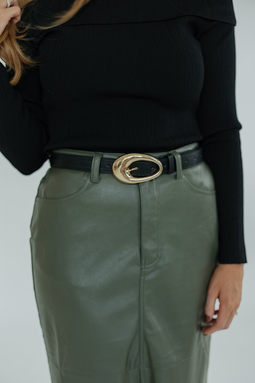 Teardrop Buckle Black Belt