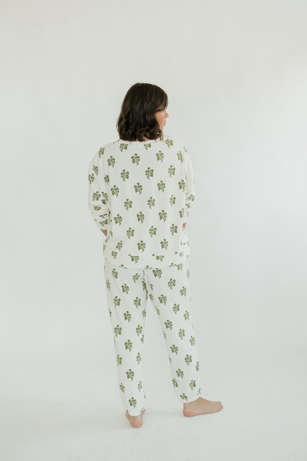 Sophie Jogger Set in Moonlit Grace Ivory (XS-XL)