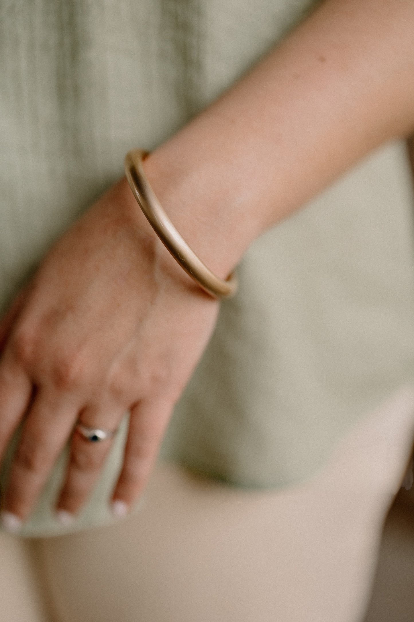 8mm Tube Metal Bangle in Gold