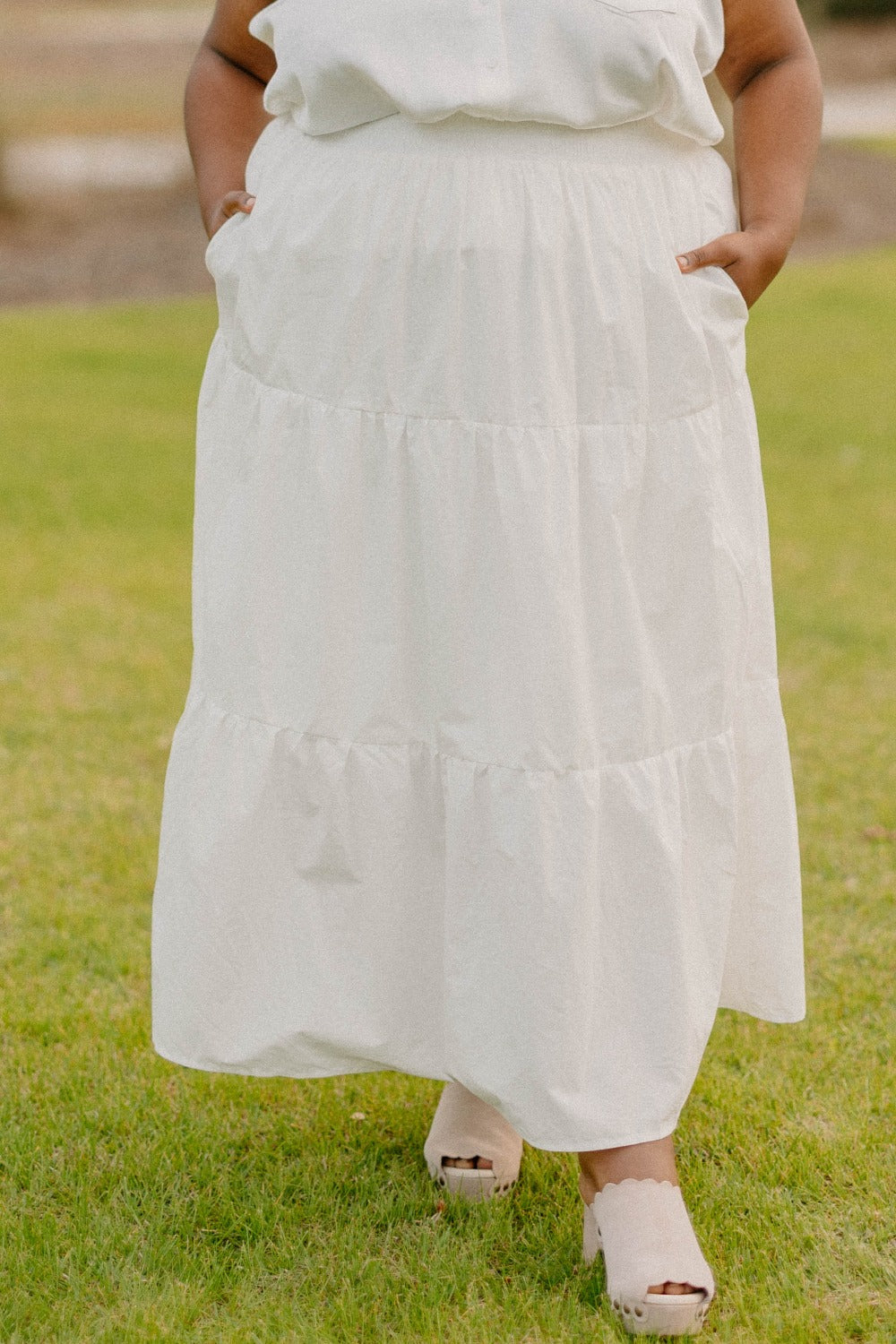 Christina White Tiered Skirt (XS-3XL)