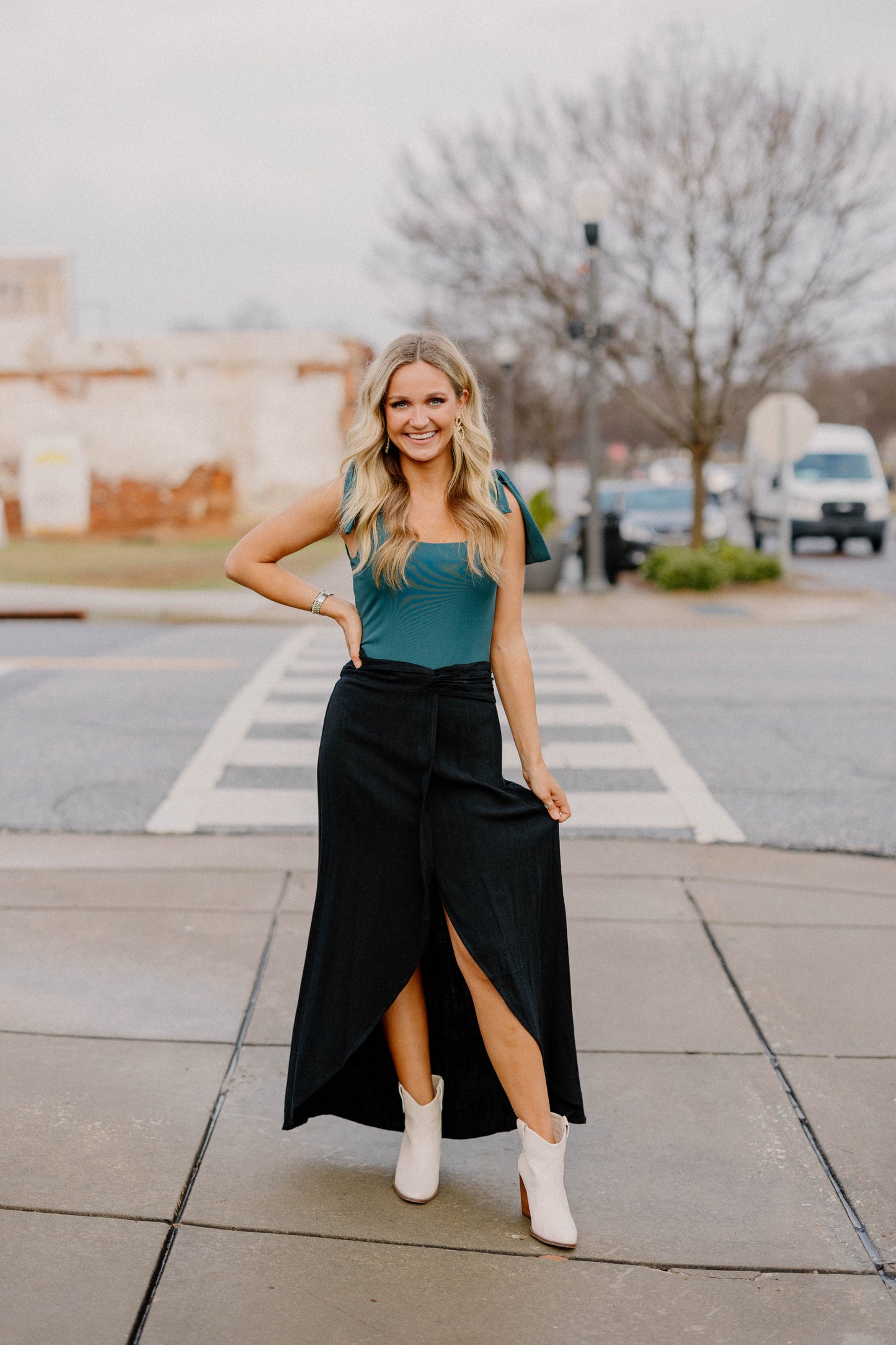 Brittany Black Linen Skirt