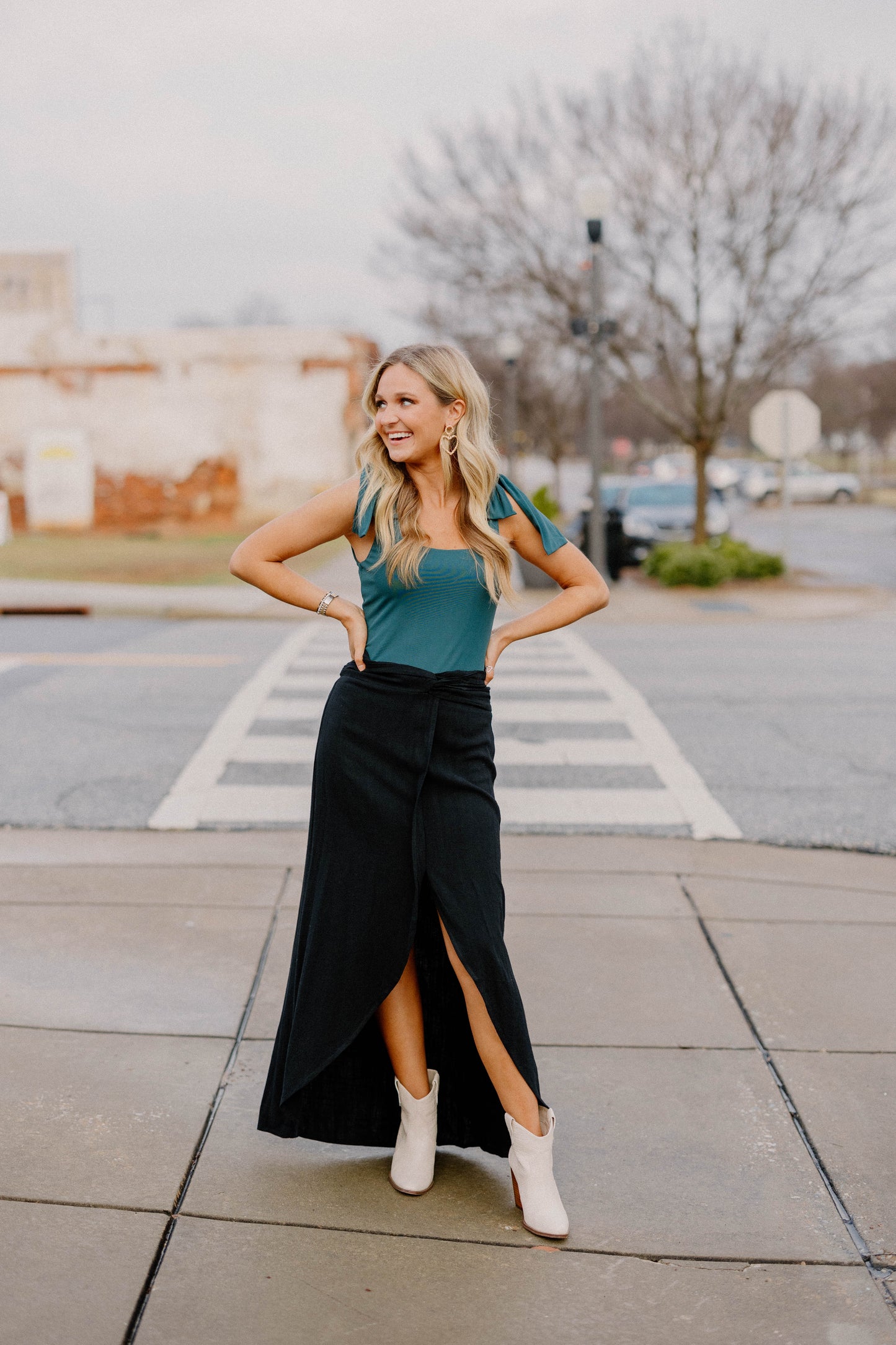 Brittany Black Linen Skirt