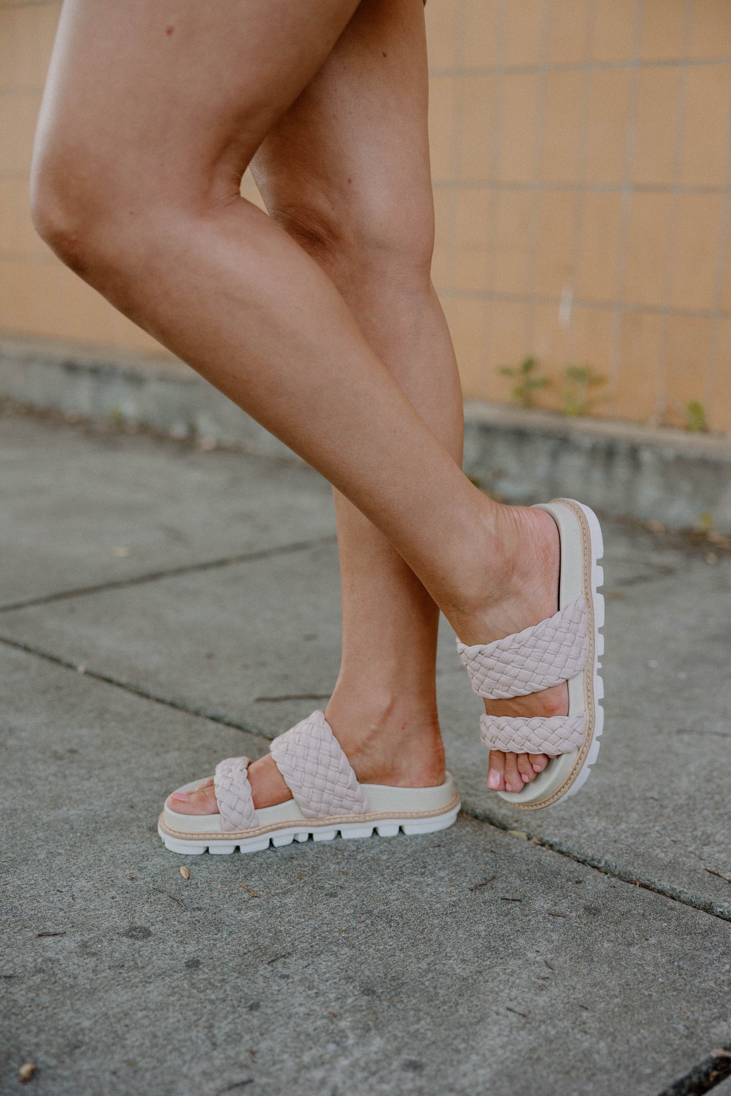 Denice in Light Rose Leather