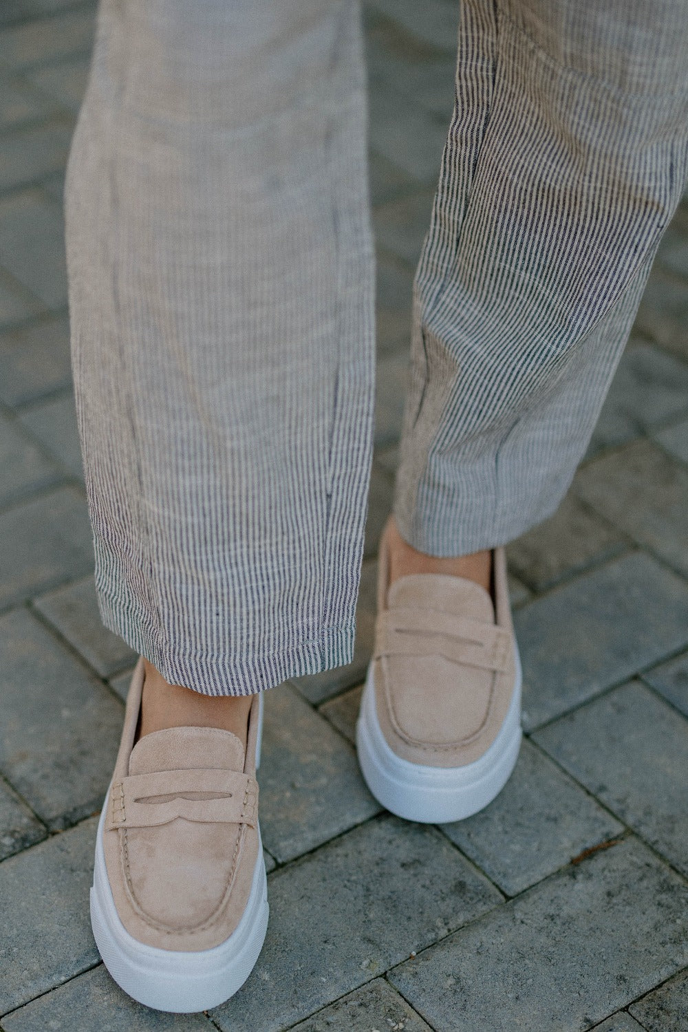Ava in Lt Sand Leather by J Slides