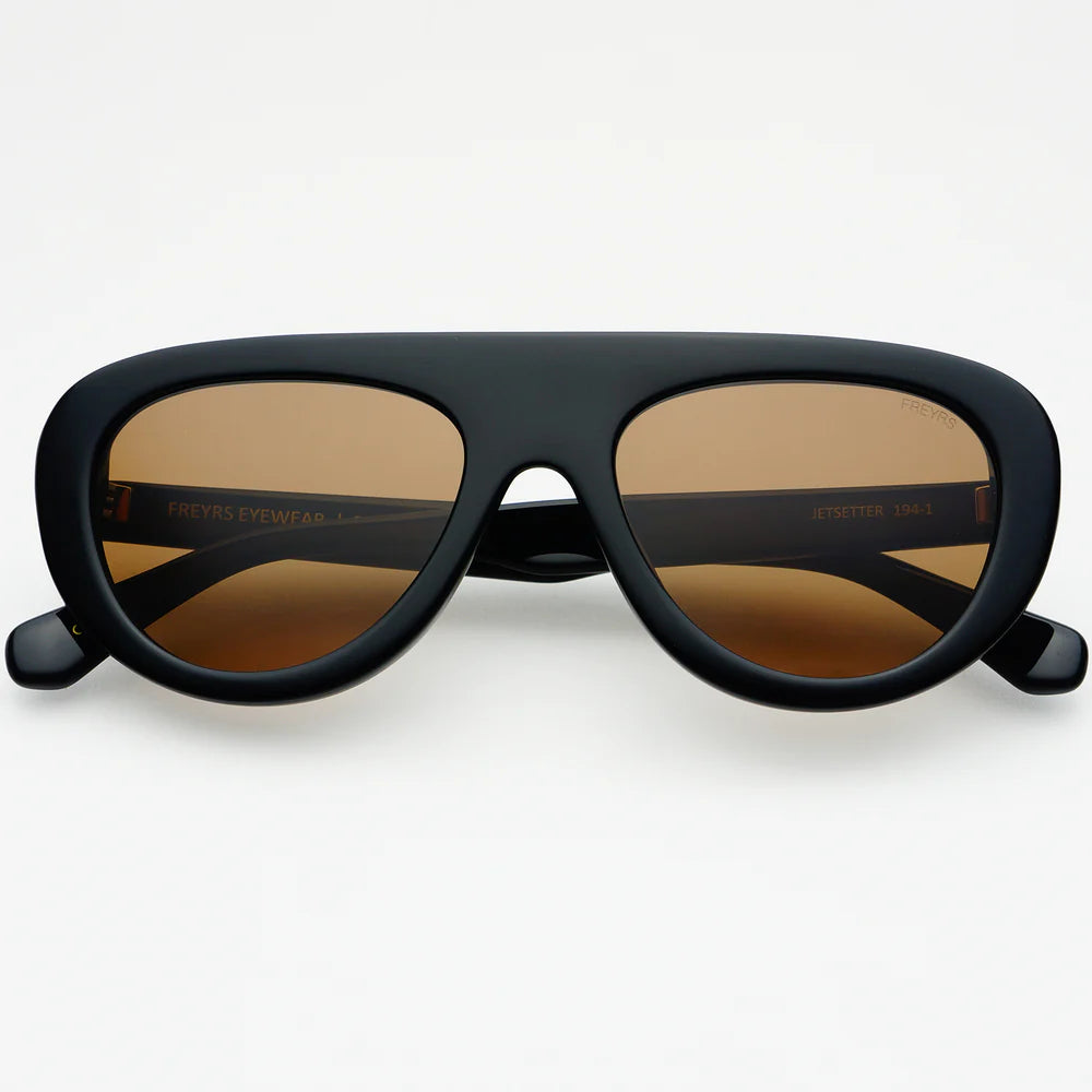 Jetsetter in Black by Freyrs