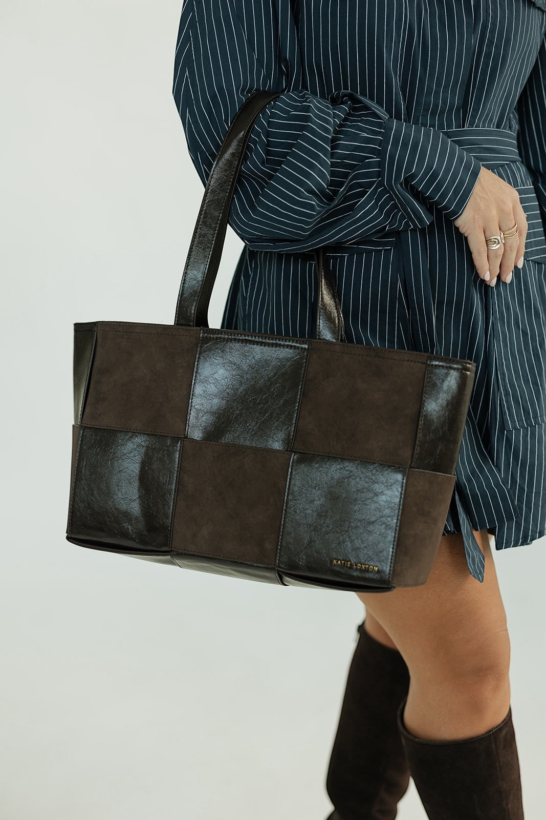 The Taya Woven Tote Bag - Bitter Chocolate