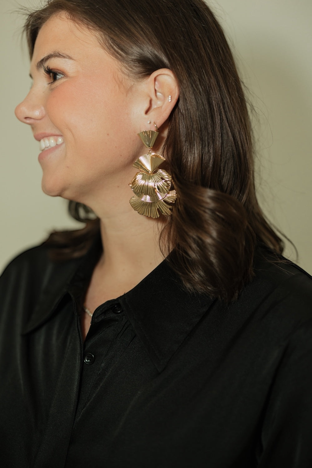 Fringe Textured Leaf Earrings