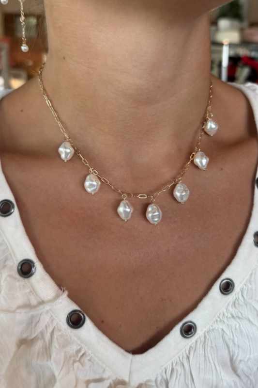 The Kara Pearl Necklace