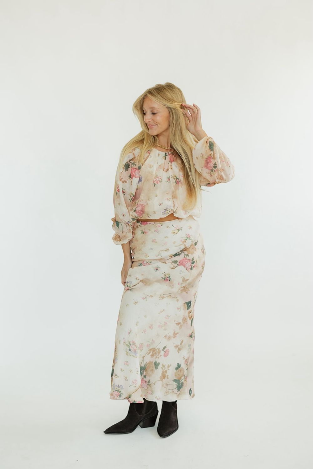 Kalila Mermaid Fit Floral Midi Skirt