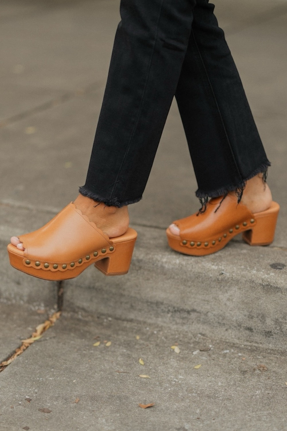 Gold in Cognac Leather by Chocolat Blu