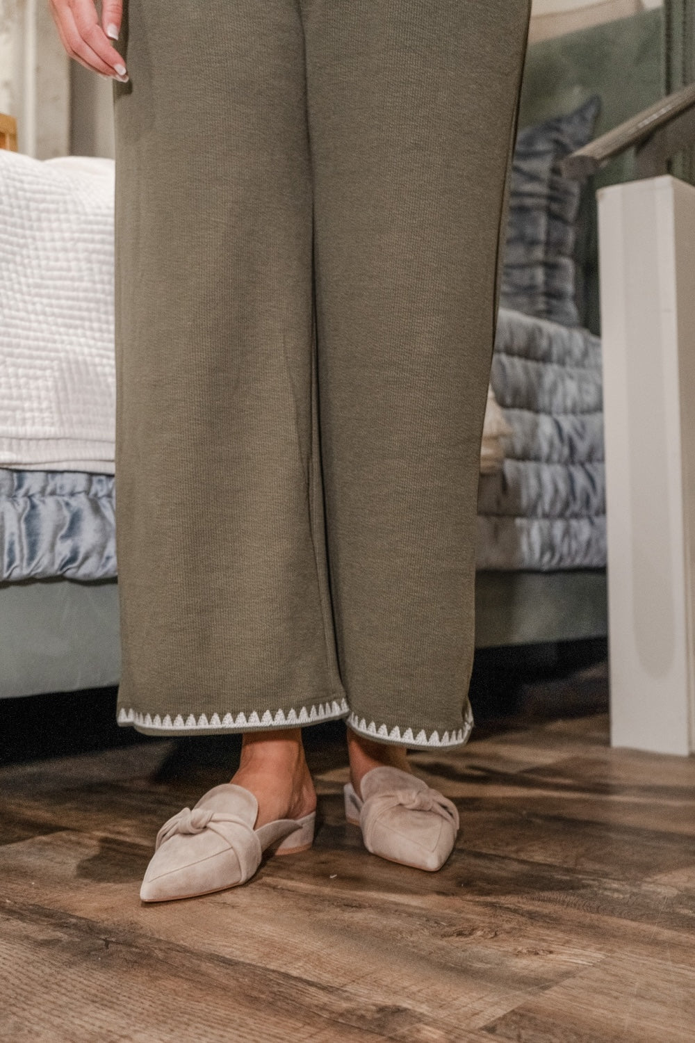 Elaine Embroidered Ribbed Elastic Waist Pants (S-3X)