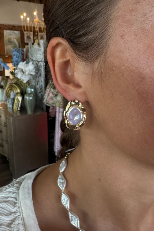 Vicky Pearl Earrings