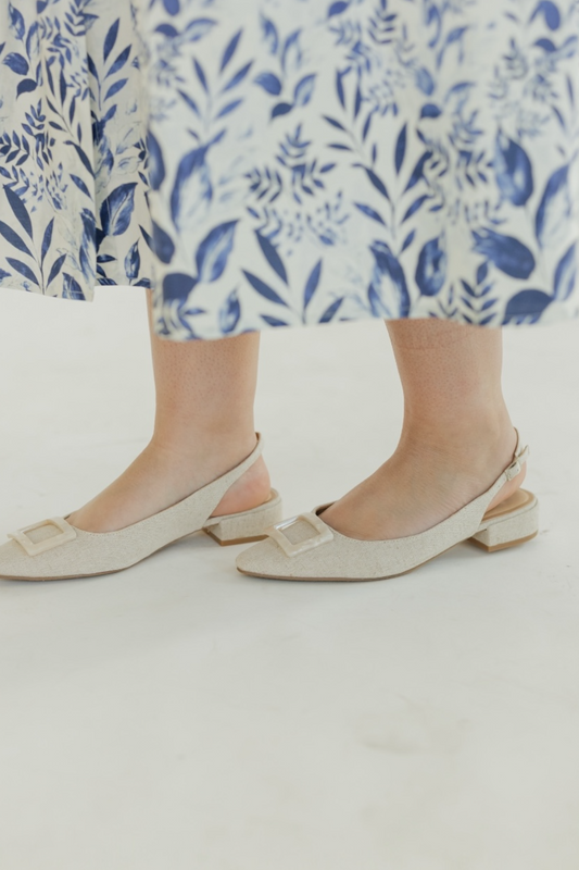 Sweetie Linen Slingback by Chinese Laundry
