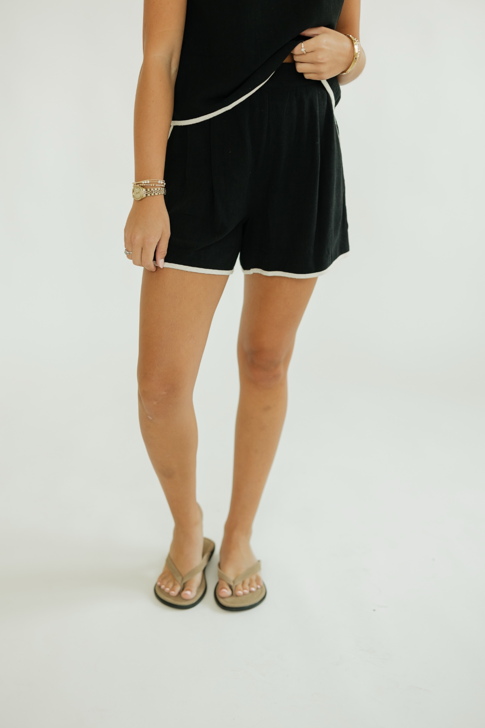 Liza Black Linen Contrast Stitch Short Set