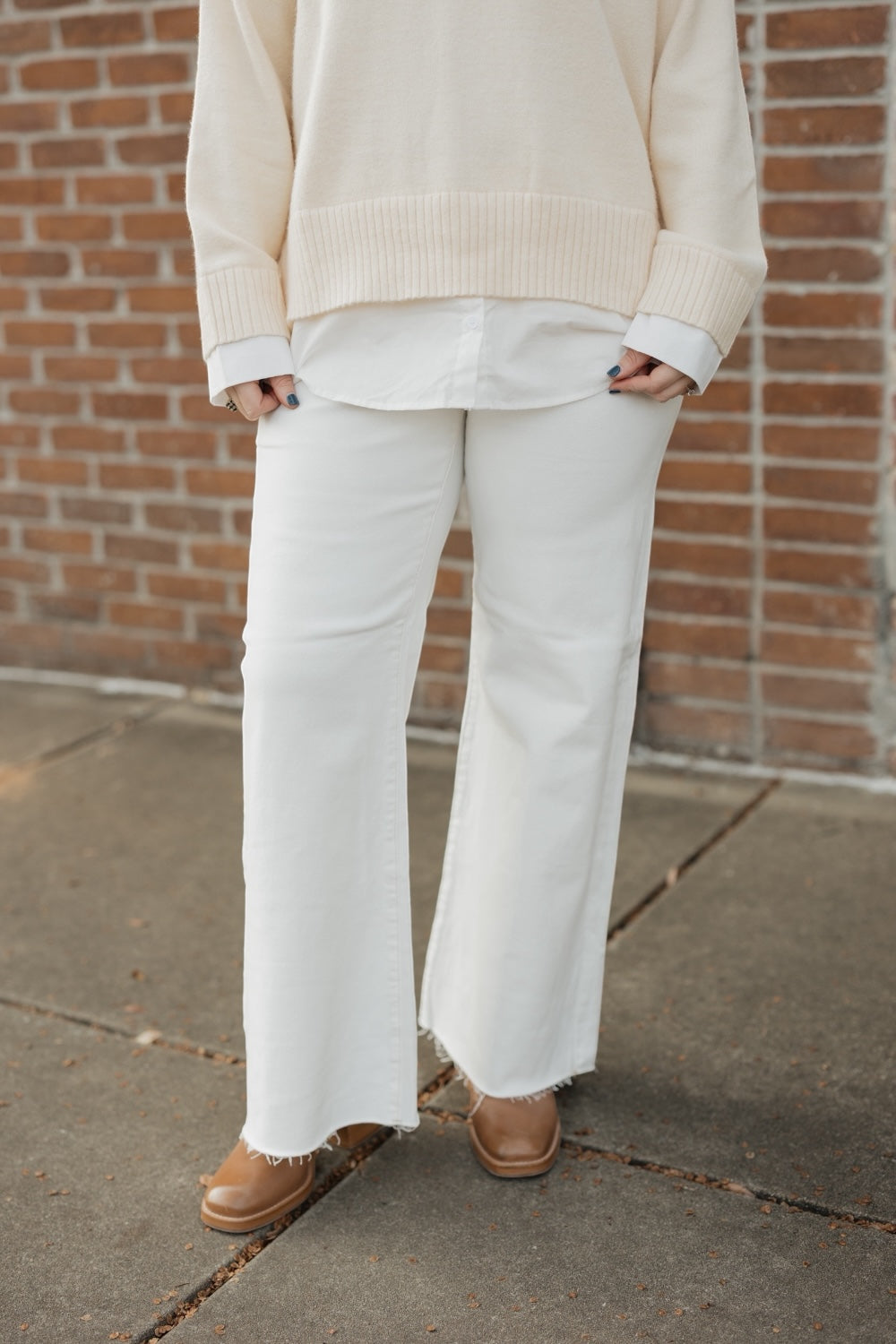 Cream Mid Rise Wide Leg Jeans (0-22)