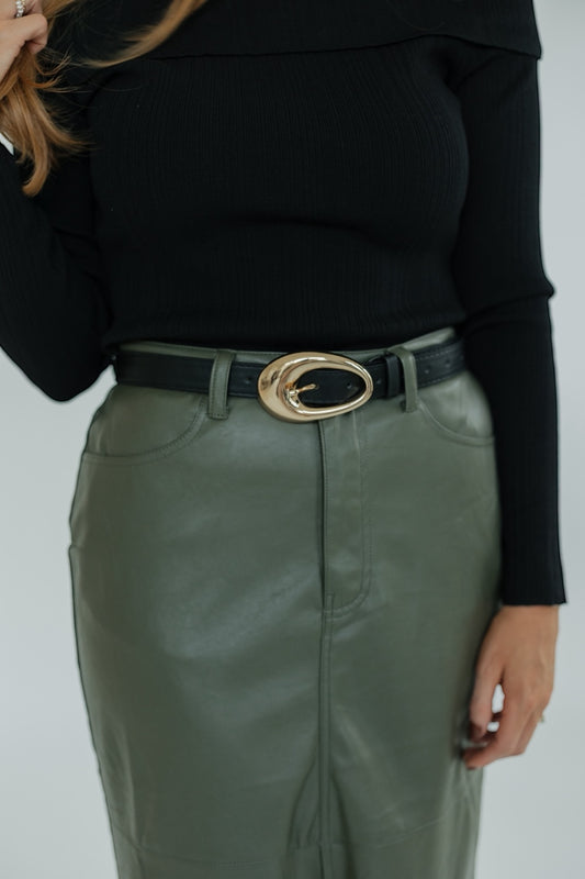 Teardrop Buckle Black Belt