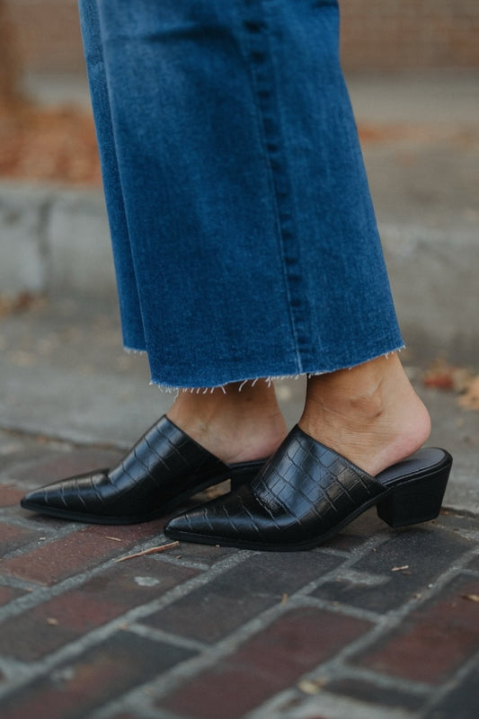 Cellia in Black Embossed Croc by Chocolat Blu