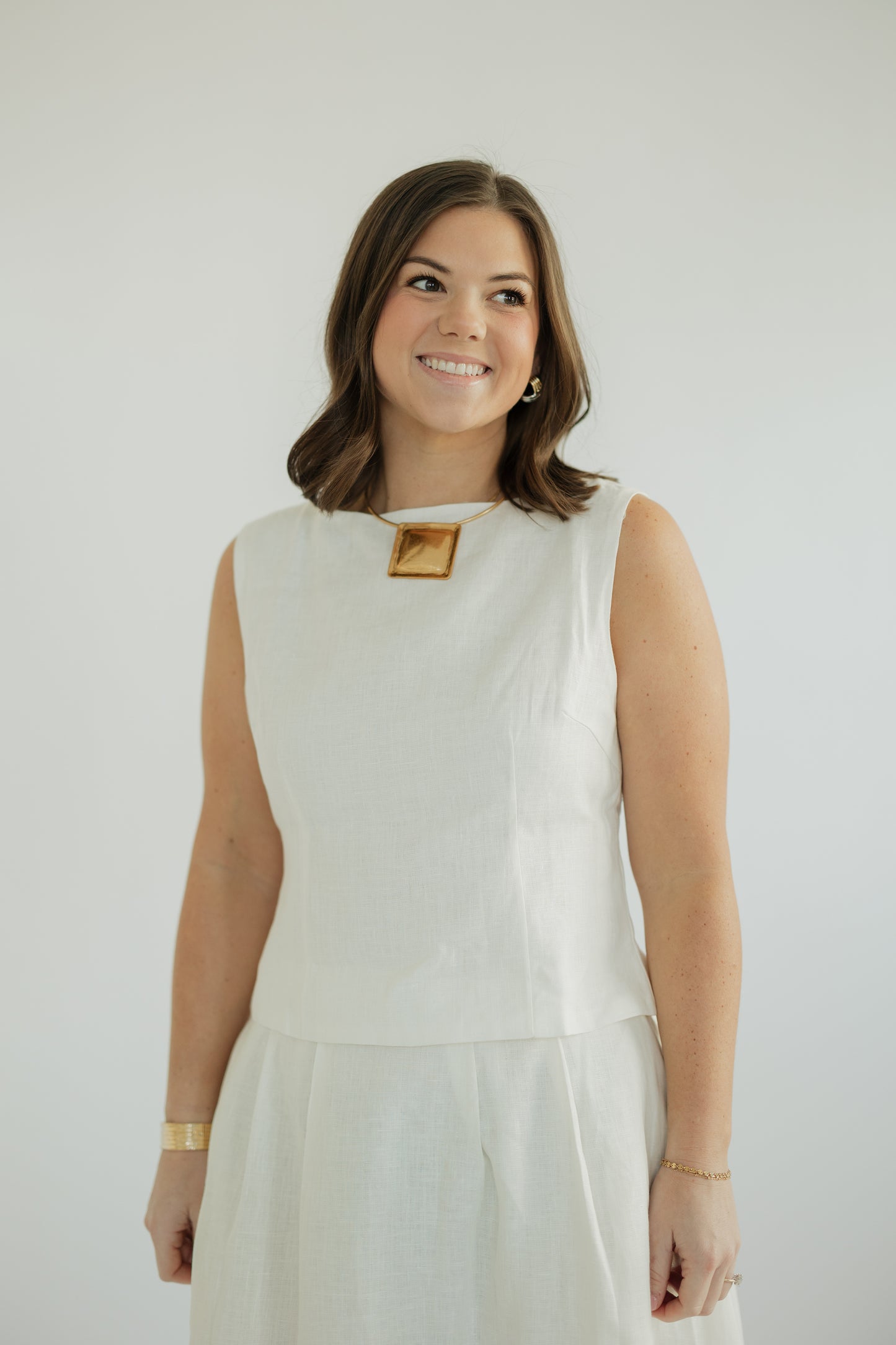 Josefina Off White Linen Sleeveless Top