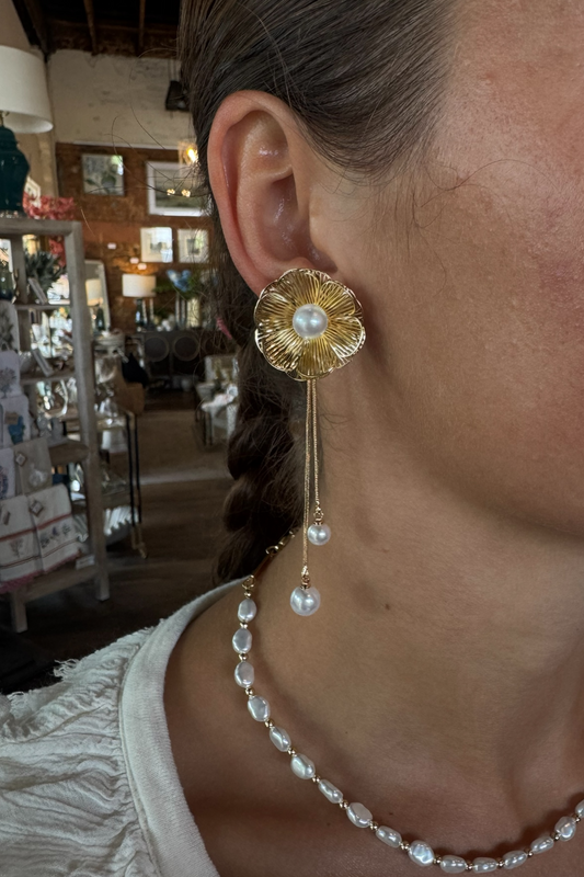 Greta Flower Pearl Earrings