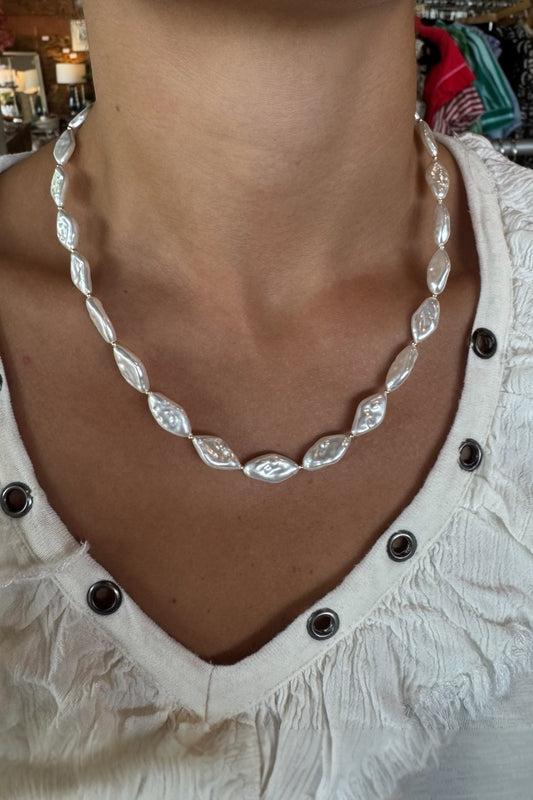 Demi Pearl Necklace