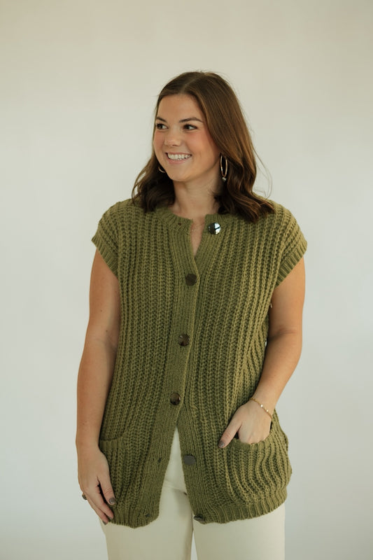 Celia Olive Sleeveless Chunky Sweater (S-3XL)