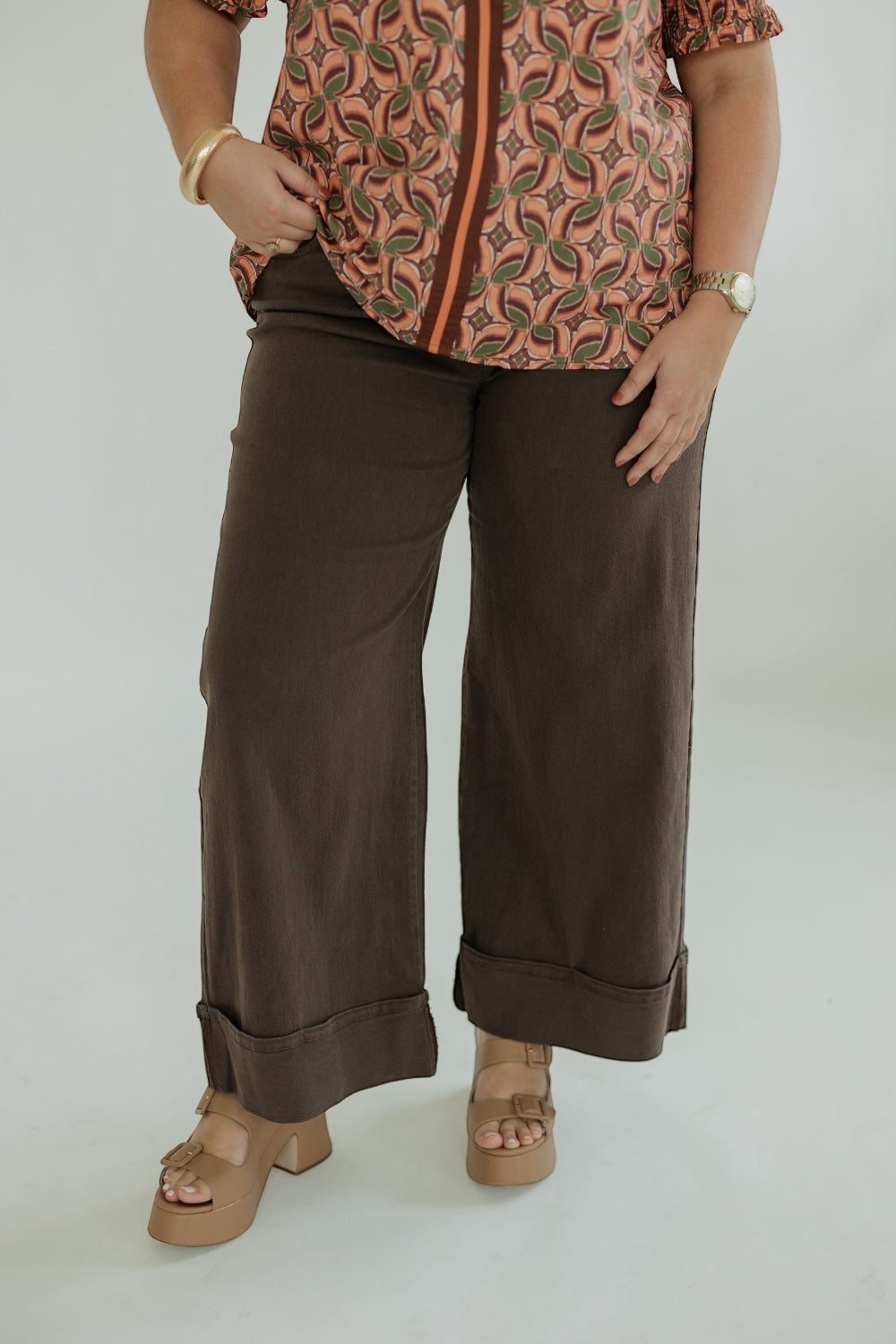 Chocolate Brown Cuffed Denim Jeans (S-2XL)