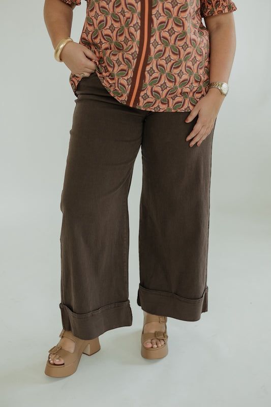 Chocolate Brown Cuffed Denim Jeans (S-2XL)