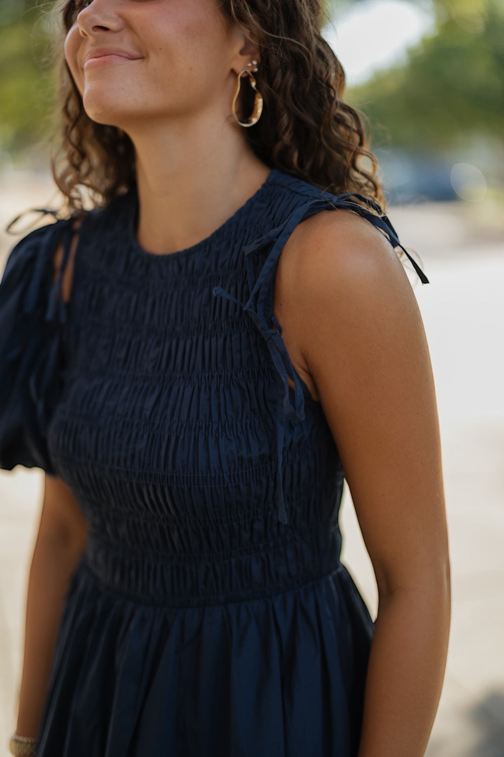 Dianne Navy Detachable Puff Sleeve Midi Dress