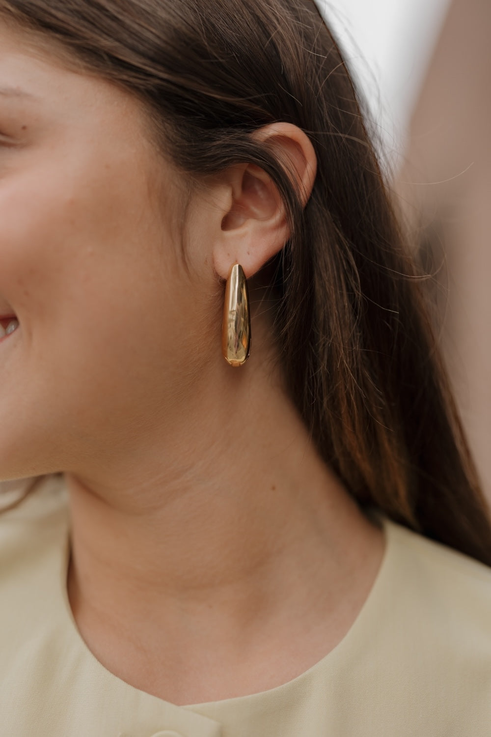 U Shape Metal Hoops in Gold