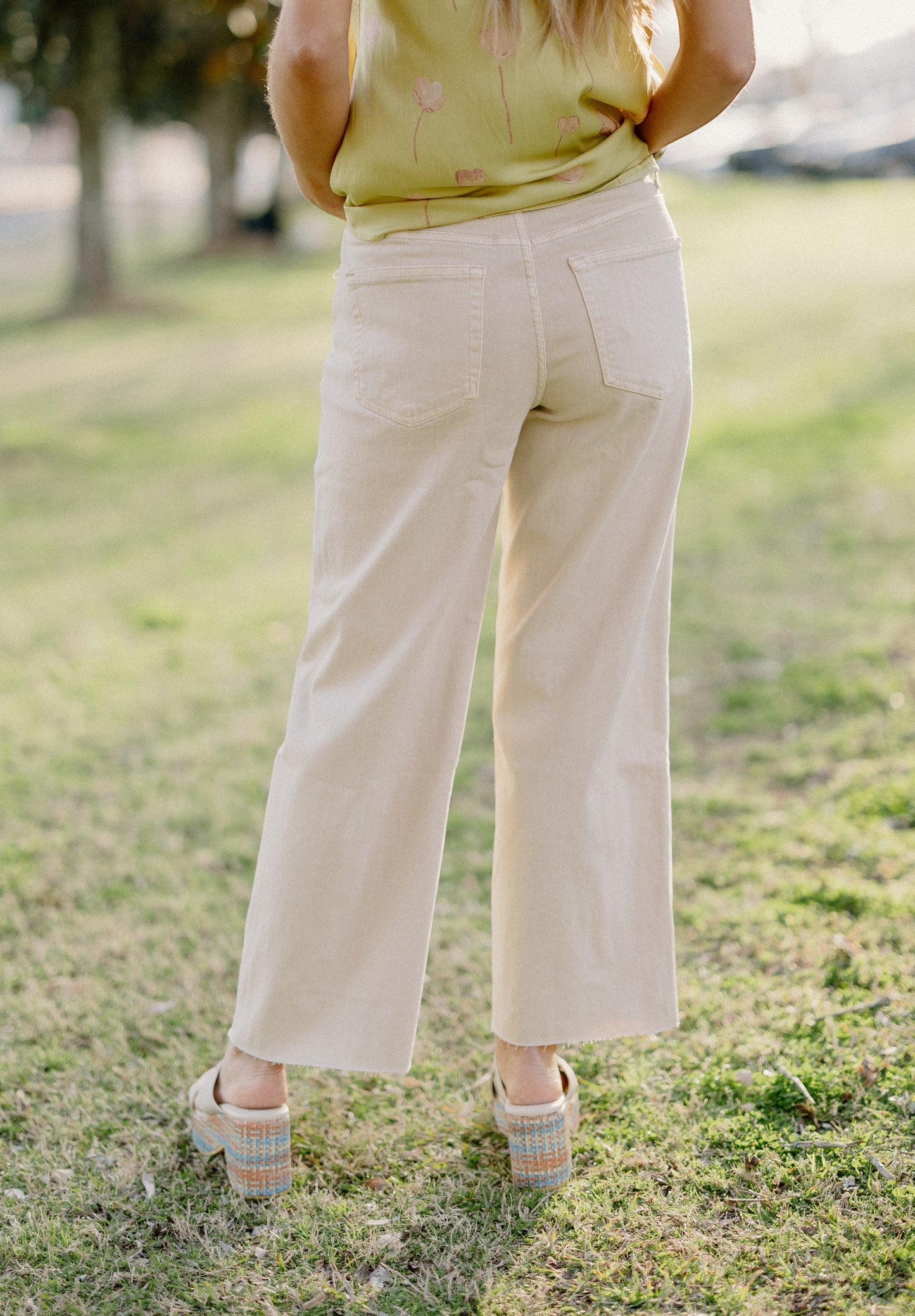 Olivia Wide Leg Crop Jeans in Vanilla by Vervet (0-22)