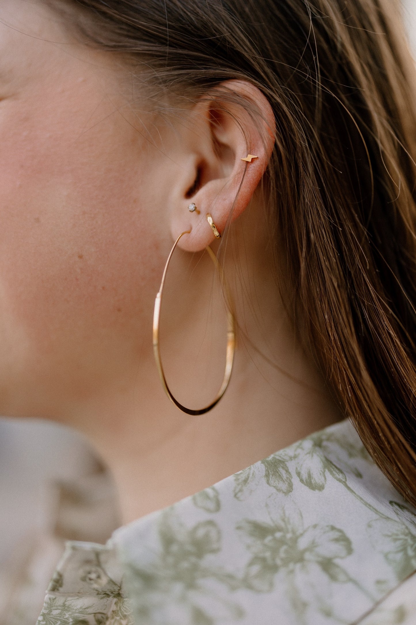 Oval Hoops in Gold
