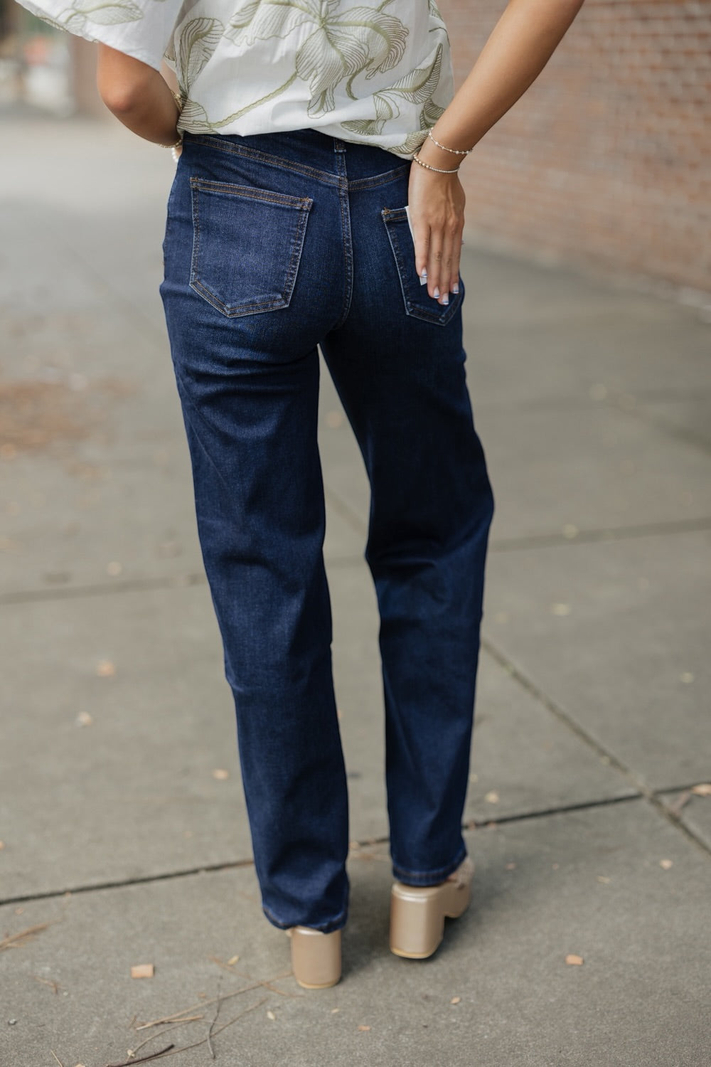 90's Vintage Dark Denim High Rise Jeans (0-22)