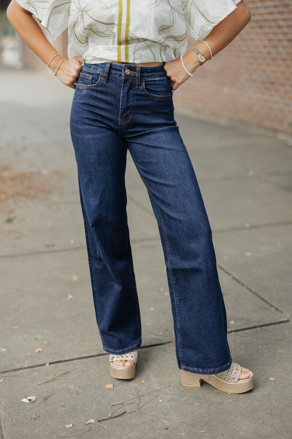 90's Vintage Dark Denim High Rise Jeans (0-22)
