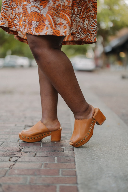 Gold in Cognac Leather by Chocolat Blu
