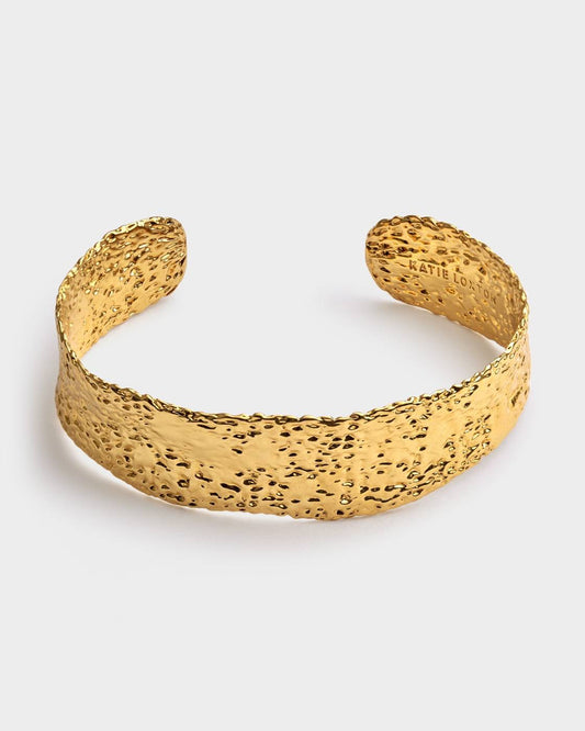 Luxe Lock Textured Gold Bangle