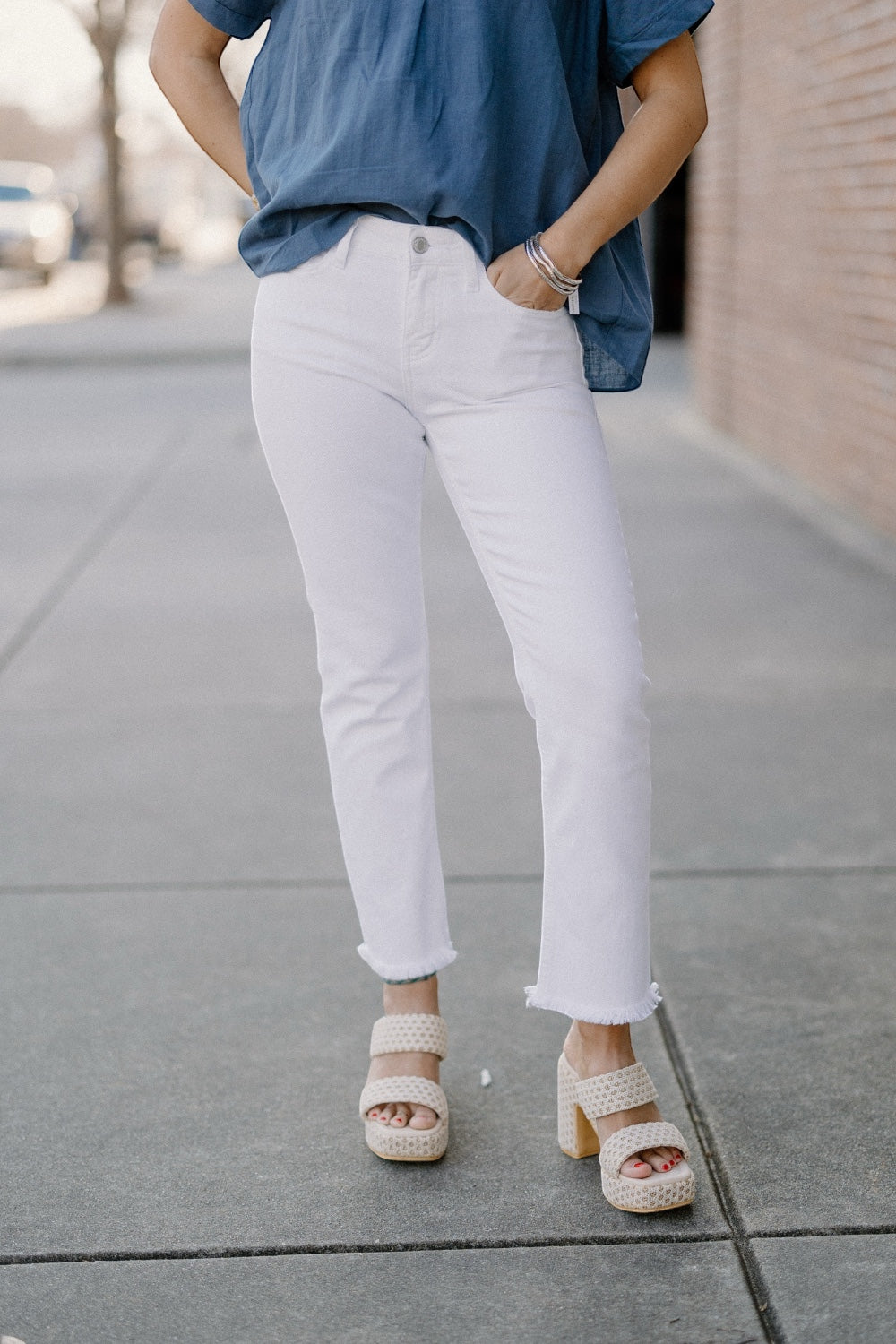 Melissa Mid-Rise Stretch Straight Jean in White by Vervet